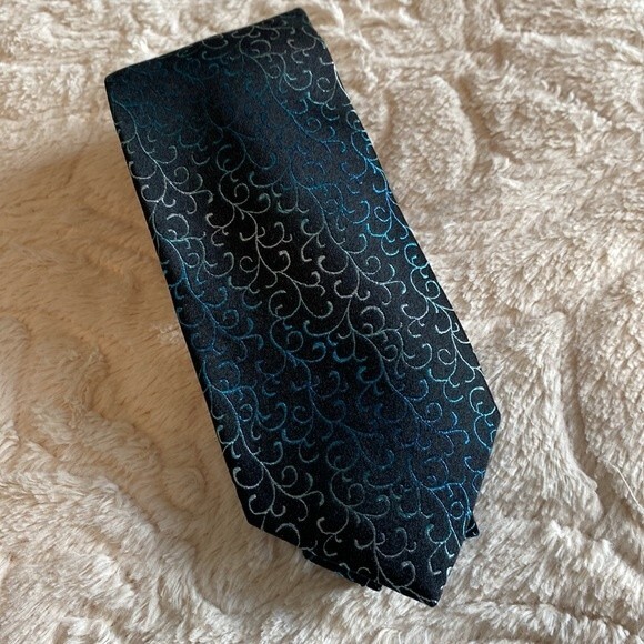 100% silk! $10 each! Kenneth Cole Crazyhorse Croft & Barrow & More - Picture 5 of 12